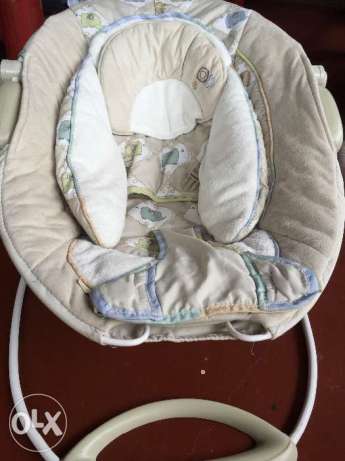 Musical baby bouncer