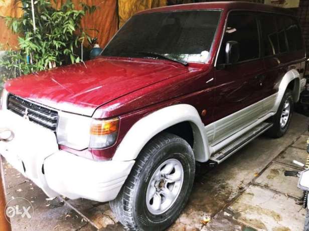 1994 MITSUBISHI PAJERO 4X4 MT Turbo Diesel (maroon color)