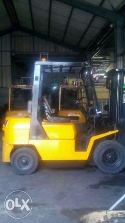 LOWEST PRICE FORKLIFT rentals for CHEAPEST PRICE and hand pallet truck