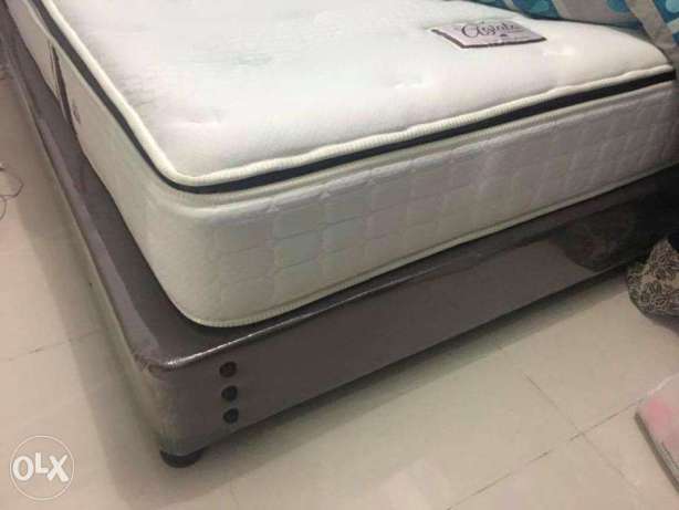 Salem Mattress with Bed box