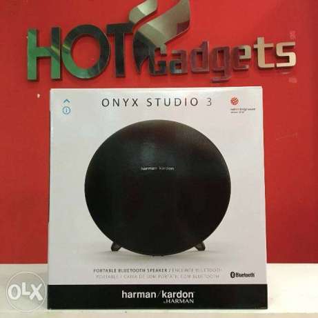 Harman Kardon Onyx Mini Studio 3 Aura Studi Go Play Beoplay S3 Esquire