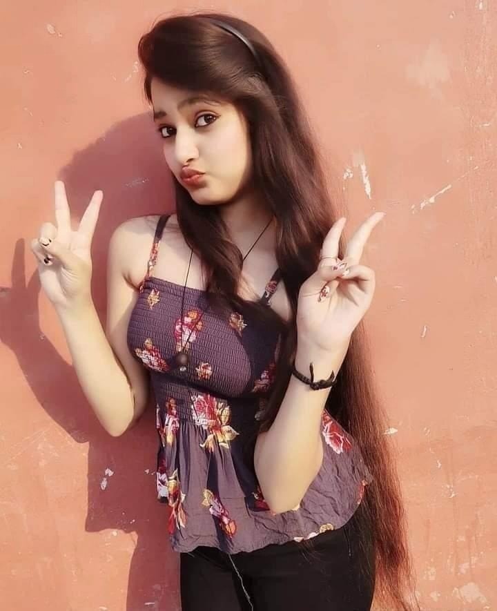 Call Girls In New Delhi Metro~8587000828 Escort Service In Delhi